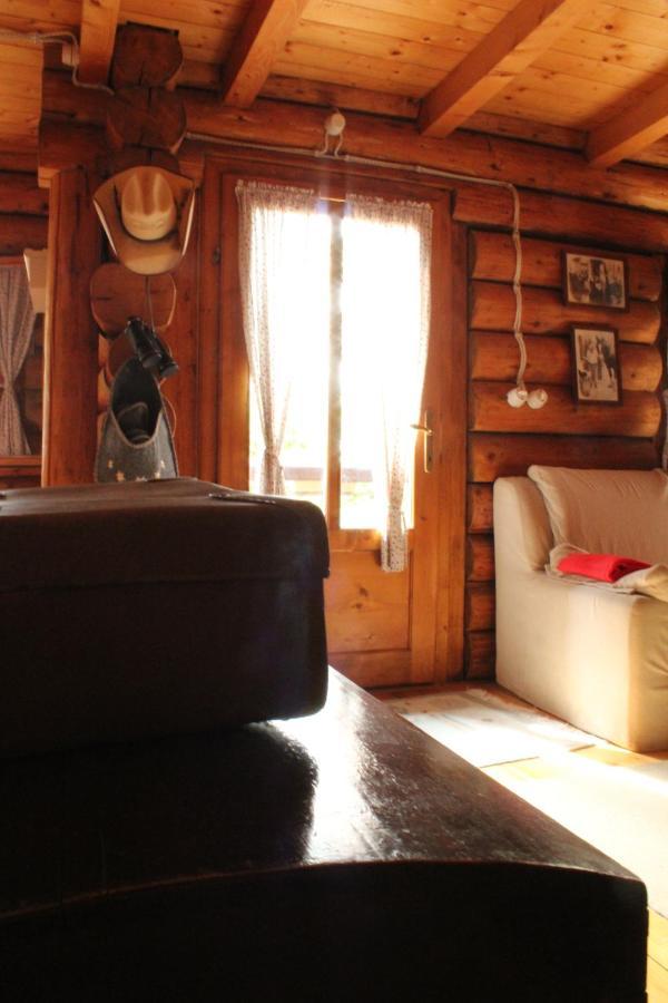 B&B Le Corone - Chalet Nel Bosco Cavalo 外观 照片