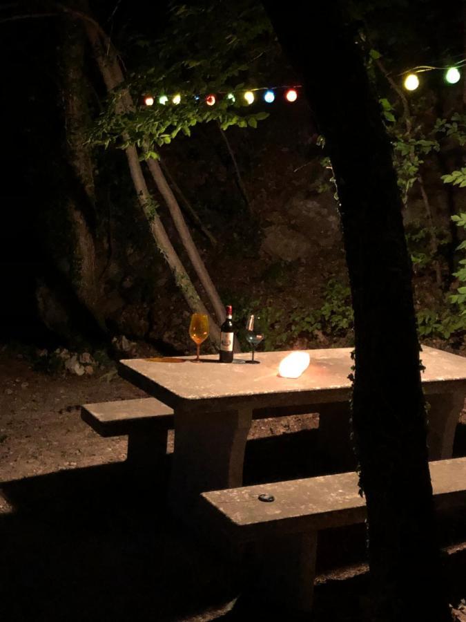 B&B Le Corone - Chalet Nel Bosco Cavalo 外观 照片